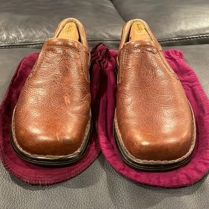 Merrell Air Cusion Slip On Shoes / Size: 10 1/2